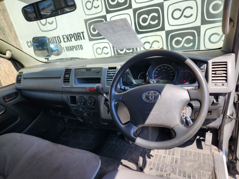  29995  TOYOTA REGIUS  2007  