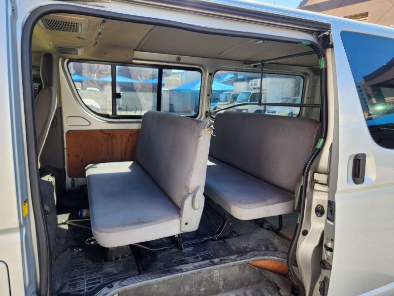  29995  TOYOTA REGIUS  2007  