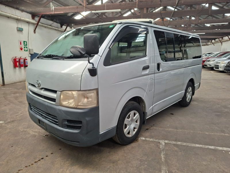  29996  TOYOTA HIACE  2006 