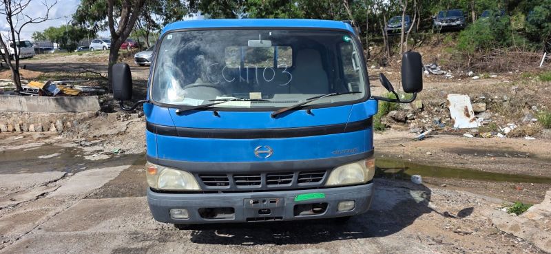  30001  HINO DUTRO  2003  