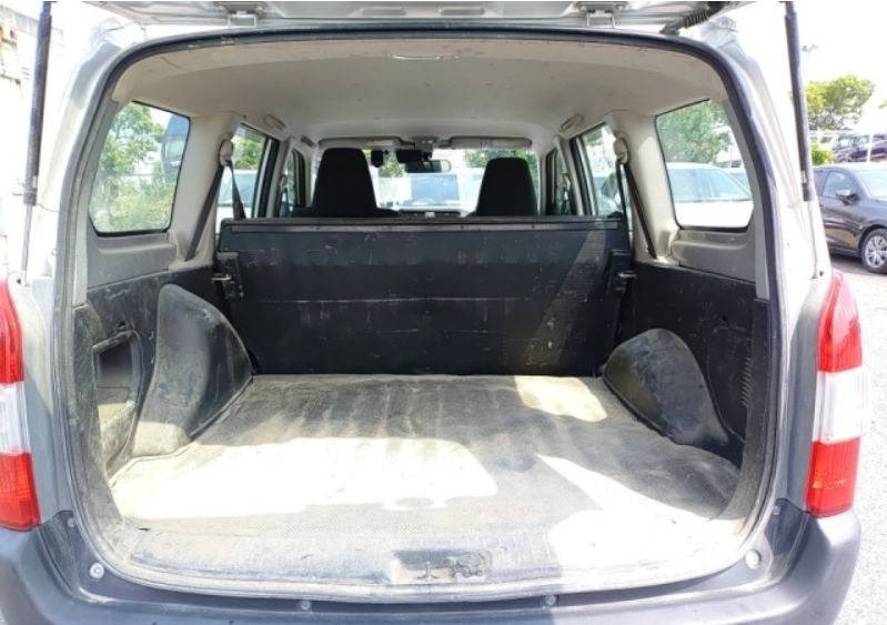  30002  TOYOTA PROBOX VAN  2017  