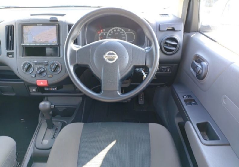  30004  NISSAN AD  2018  