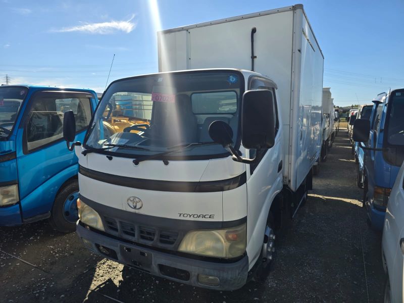  30006  TOYOTA TOYOACE  2003  