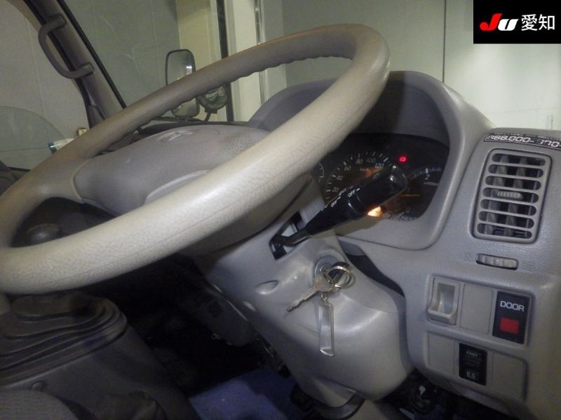  30006  TOYOTA TOYOACE  2003  