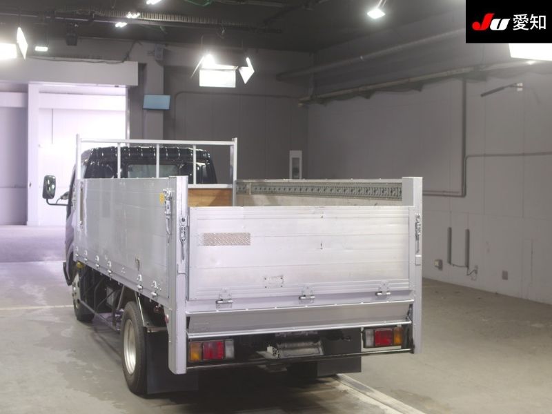  30008  TOYOTA DYNA  2005  