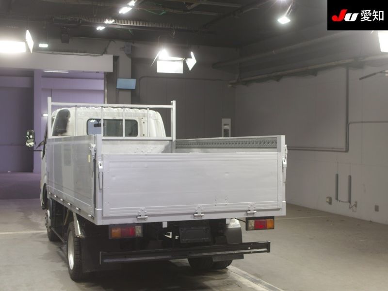  30011  HINO DUTRO  2008  