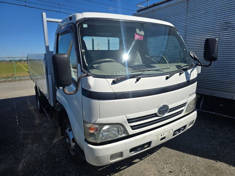  30011  HINO DUTRO  2008  