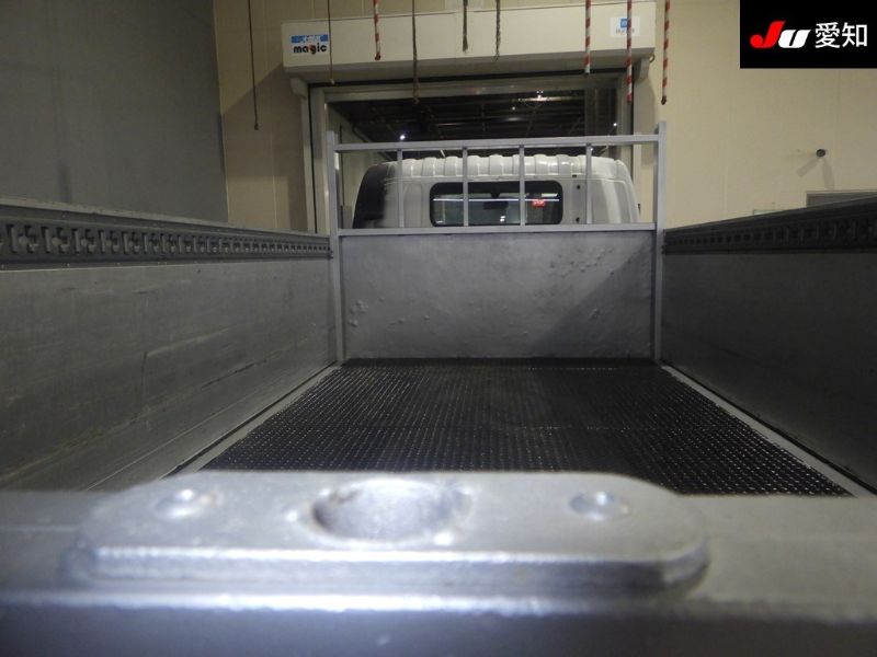  30011  HINO DUTRO  2008  