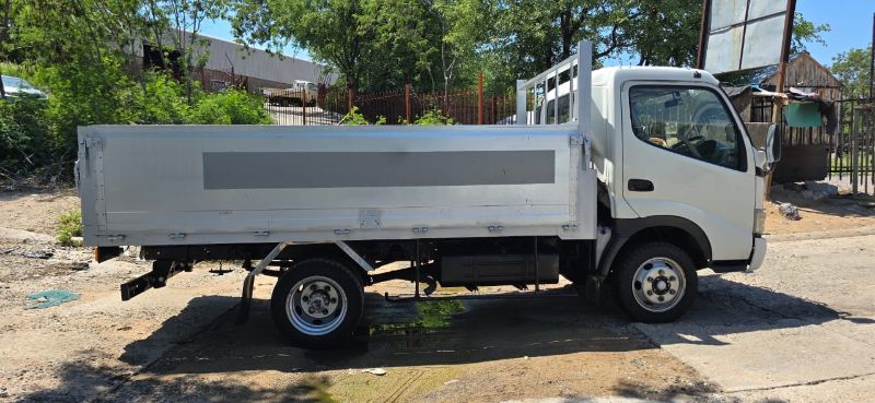  30011  HINO DUTRO  2008  