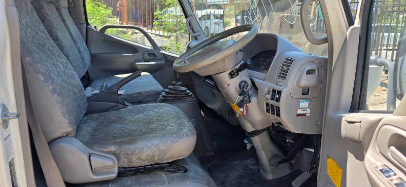  30011  HINO DUTRO  2008  