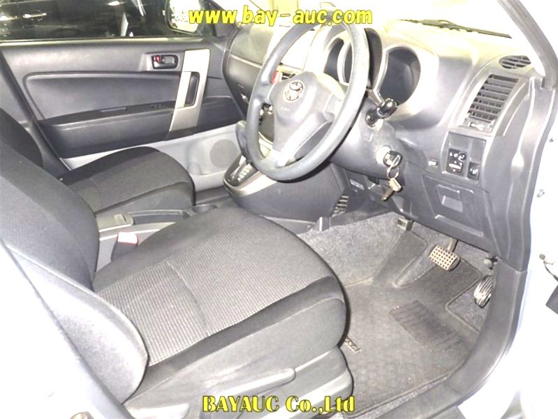  30024  TOYOTA RUSH  2006  