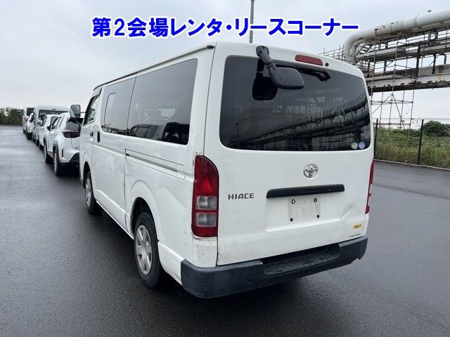  30035  TOYOTA HIACE  2017  