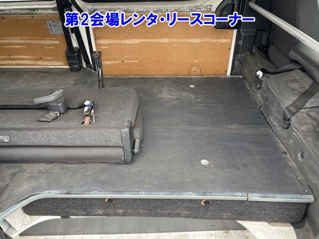  30035  TOYOTA HIACE  2017  