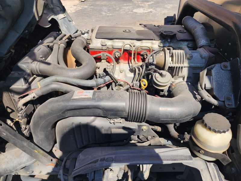  30037  HINO DUTRO  2002  