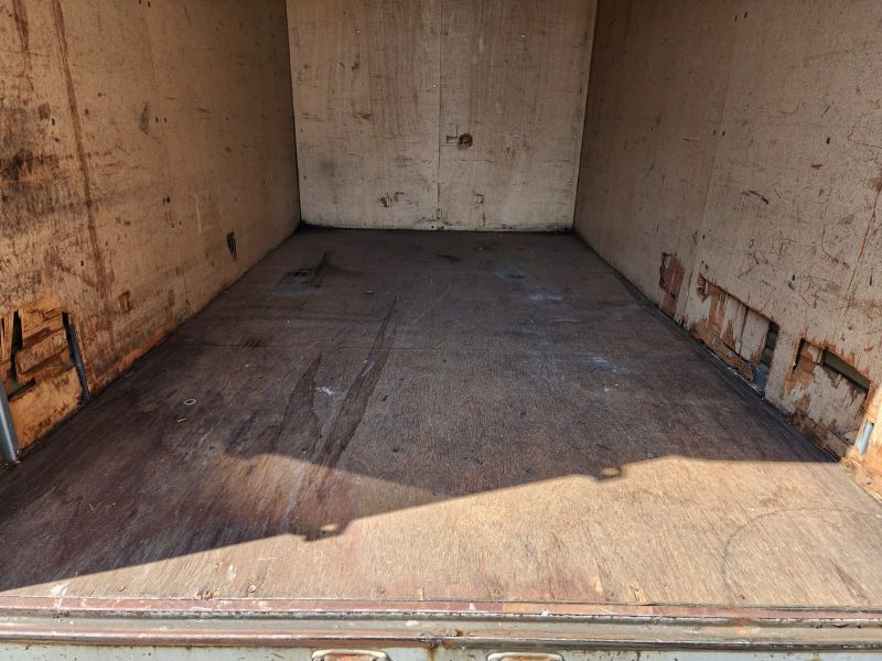  30037  HINO DUTRO  2002  