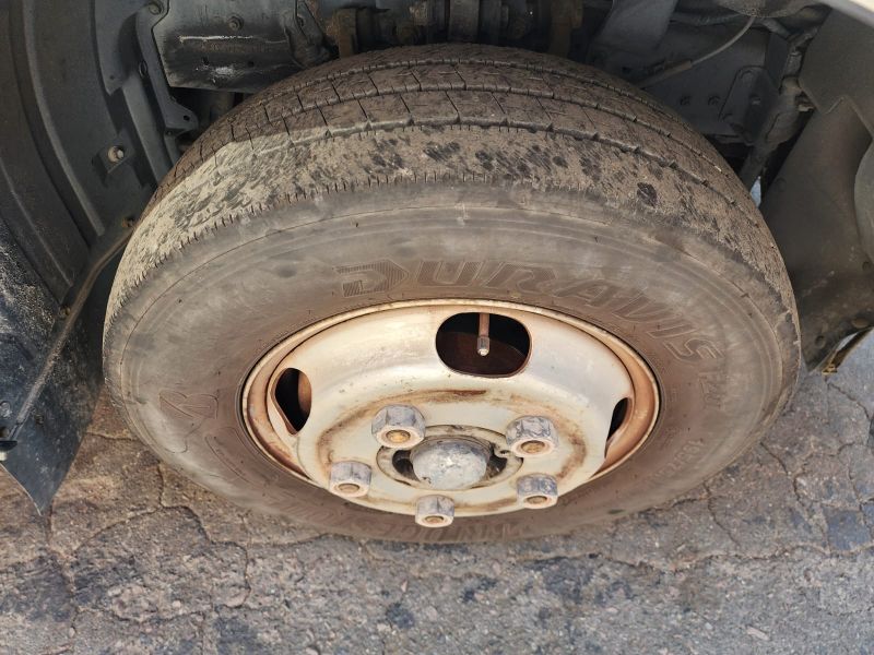  30037  HINO DUTRO  2002  