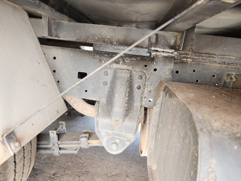  30037  HINO DUTRO  2002  