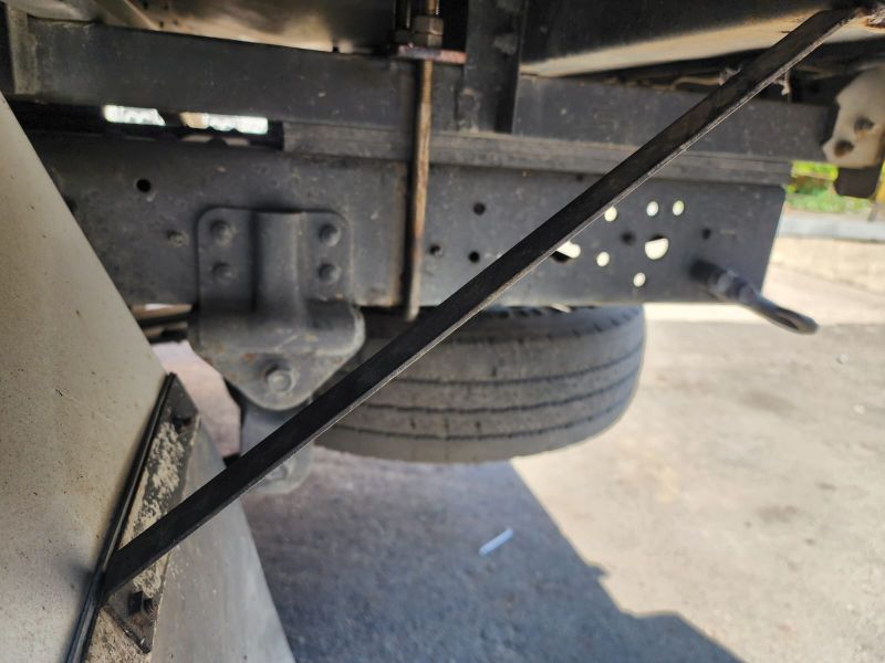  30037  HINO DUTRO  2002  