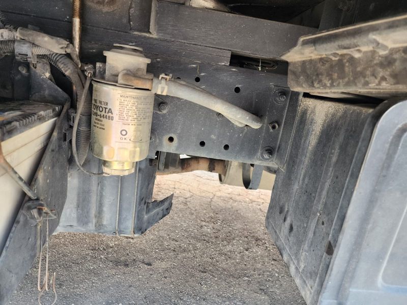  30037  HINO DUTRO  2002  