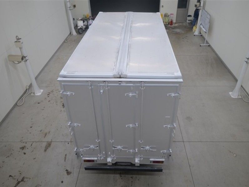  30040  HINO DUTRO  2012  