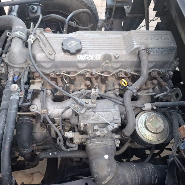  30041  TOYOTA DYNA  1989  