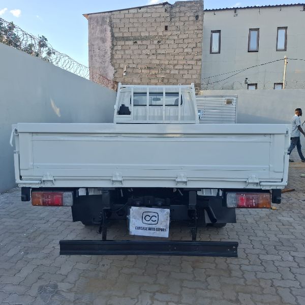  30041  TOYOTA DYNA  1989  