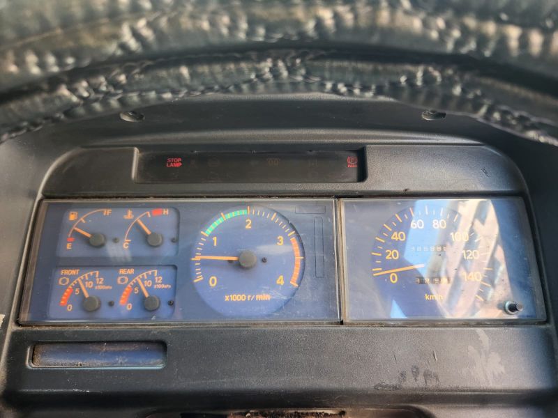  30043  HINO RANGER  2001  