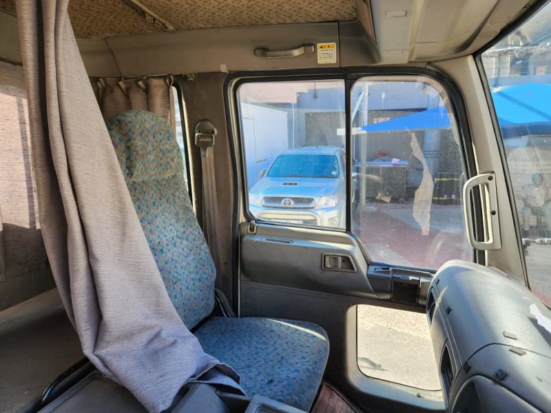  30044  HINO RANGER  2001  