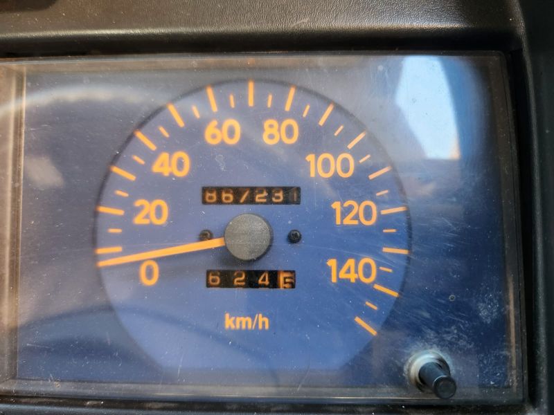  30044  HINO RANGER  2001  