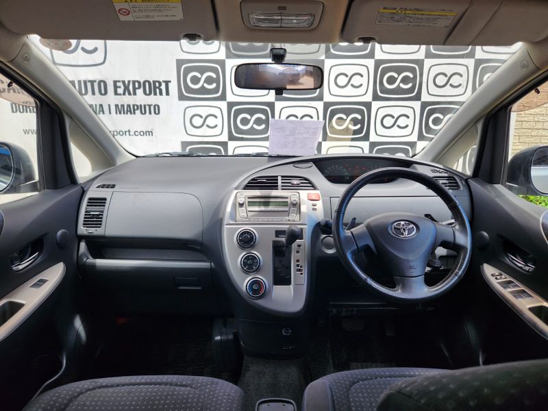  30049  TOYOTA RACTIS  2010  