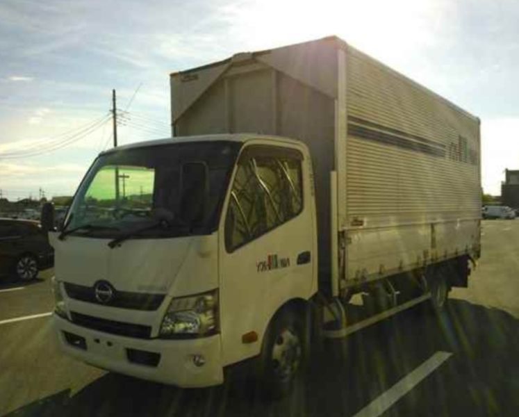  30050  HINO DUTRO  2016 