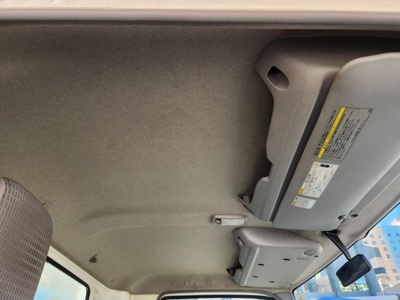  30051  TOYOTA DYNA  2013  