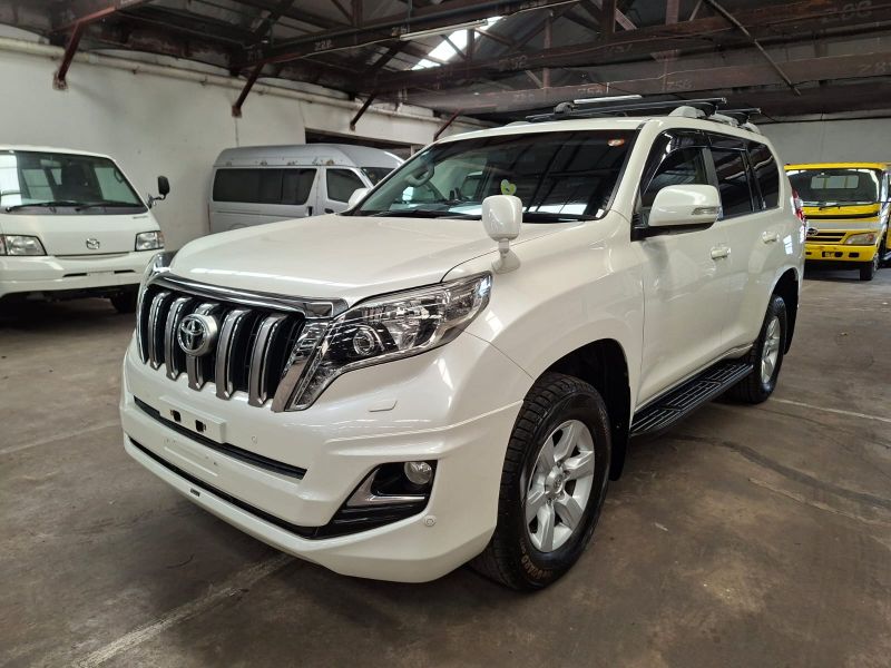  30053  TOYOTA LANDCRUISER VAN  2016 