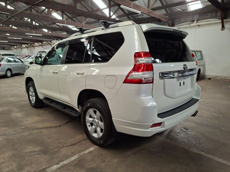  30053  TOYOTA LANDCRUISER VAN  2016  