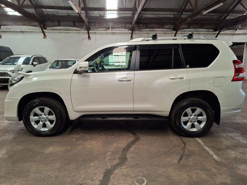  30053  TOYOTA LANDCRUISER VAN  2016  