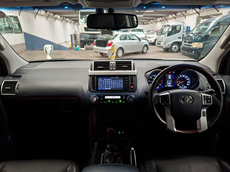  30053  TOYOTA LANDCRUISER VAN  2016  