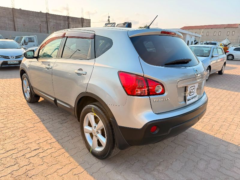 30057  NISSAN DUALIS  2009  