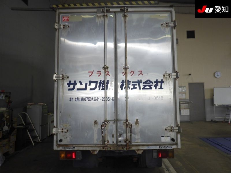  30064  HINO DUTRO  2001  