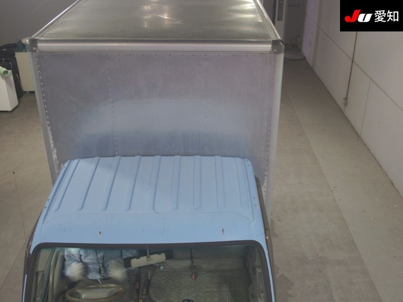  30064  HINO DUTRO  2001  