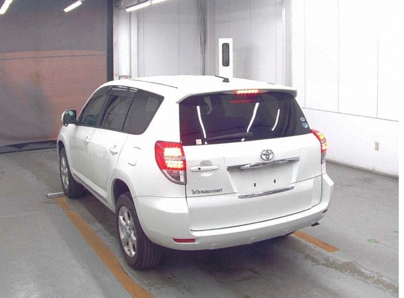  30069  TOYOTA VANGUARD  2010  