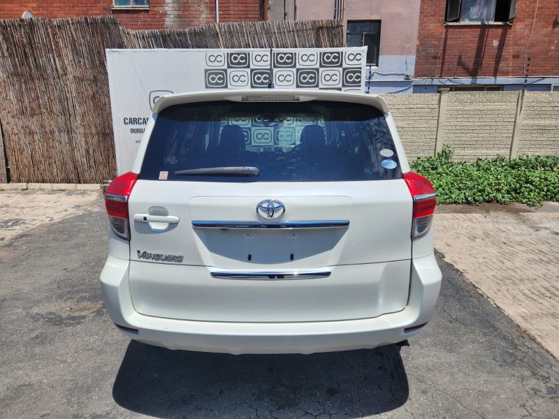  30069  TOYOTA VANGUARD  2010  