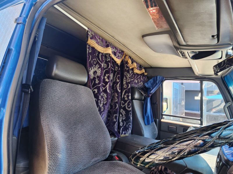  30071  NISSAN CONDOR  1995  