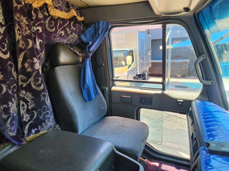  30071  NISSAN CONDOR  1995  