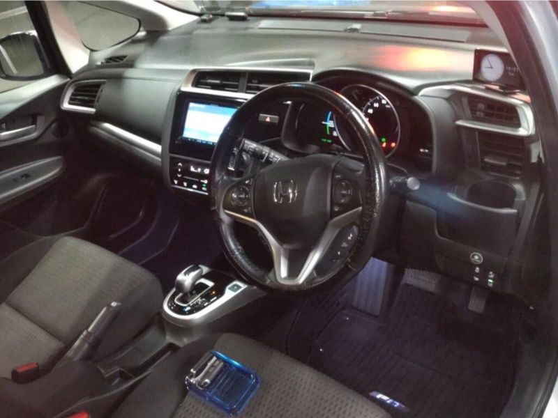  30072  HONDA FIT  2017  