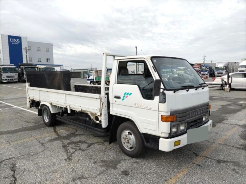  30134 TOYOTA DYNA  1997  