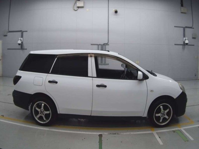  30096  NISSAN AD  2016  