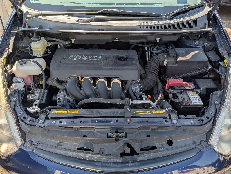  30099  TOYOTA WISH  2009  