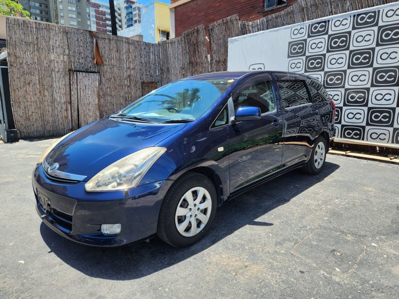  30099  TOYOTA WISH  2009  
