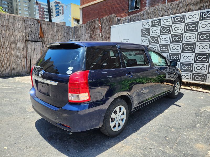  30099  TOYOTA WISH  2009  