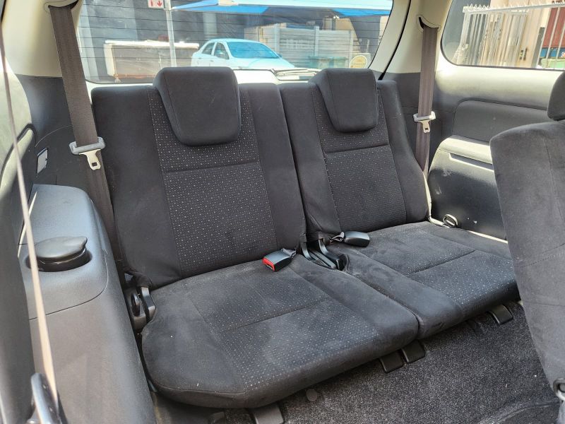  30099  TOYOTA WISH  2009  